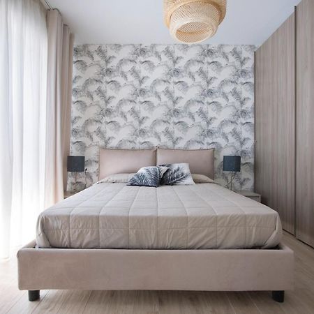 Italianway - Cristoforo Colombo 12 Appartement San Bartolomeo Al Mare Buitenkant foto