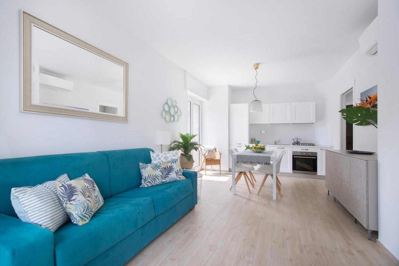 Italianway - Cristoforo Colombo 12 Appartement San Bartolomeo Al Mare Buitenkant foto