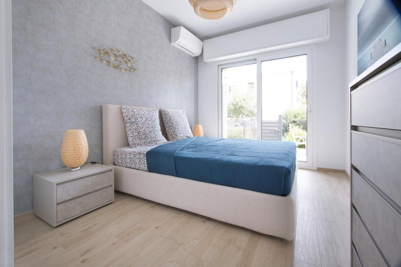 Italianway - Cristoforo Colombo 12 Appartement San Bartolomeo Al Mare Buitenkant foto