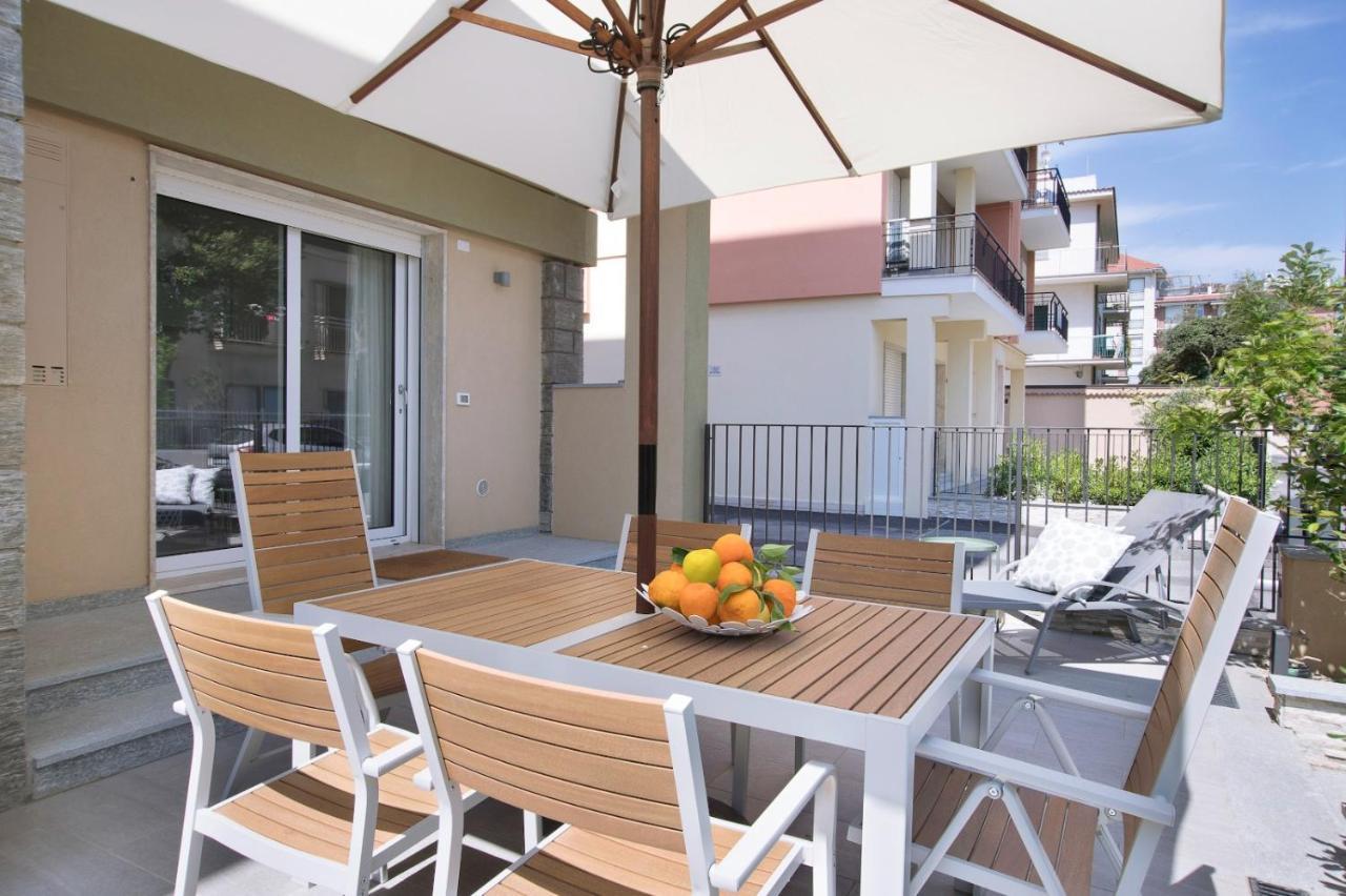 Italianway - Cristoforo Colombo 12 Appartement San Bartolomeo Al Mare Buitenkant foto