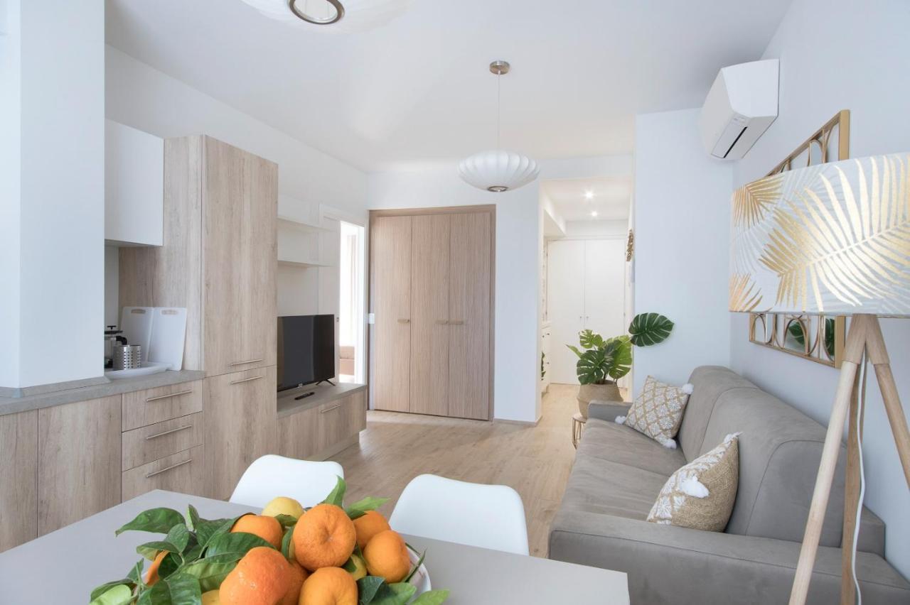 Italianway - Cristoforo Colombo 12 Appartement San Bartolomeo Al Mare Buitenkant foto